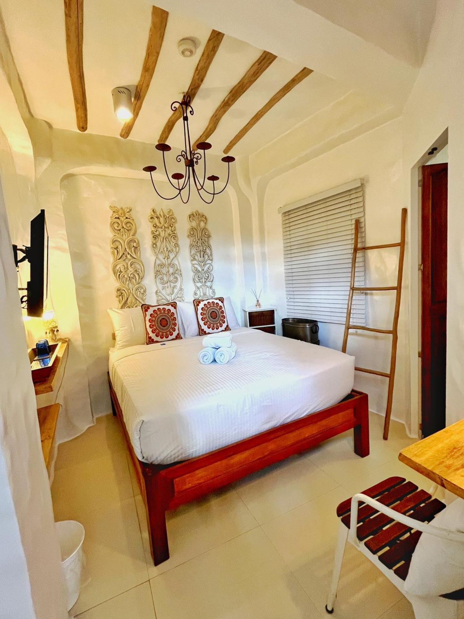 Lugar Bonito Hotel Balabag  Εξωτερικό φωτογραφία